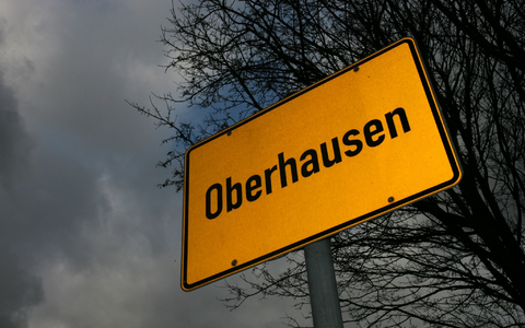Am Hauptbahnhof in Oberhausen war es am Samstagabend zu einer Gewalttat gekommen: Ein 17-jähriger Ukrainer starb. - Foto: Franz-Peter Tschauner/dpa