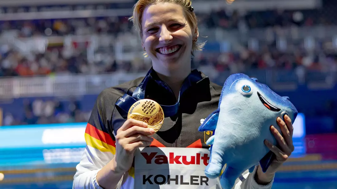 Hat sich mit ihrer WM-Goldmedaille einen Traum erfüllt: Angelina Köhler. - Bild: Jo Kleindl/dpa
