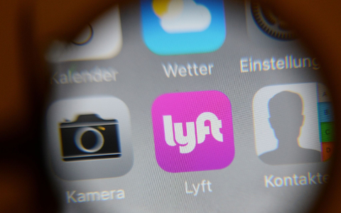 Lyft ist anders als Uber nur in den USA und Kanada aktiv. - Foto: Jens Kalaene/dpa-Zentralbild/dpa