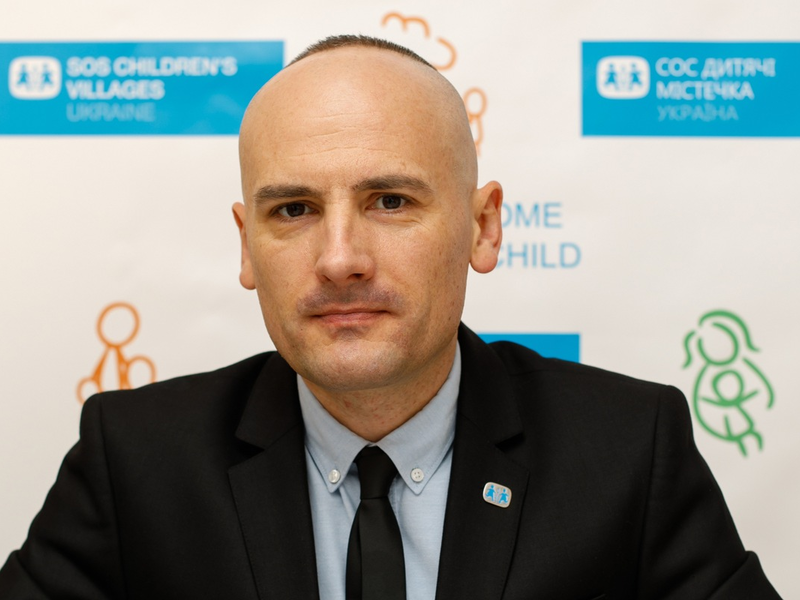 Pressestatement Serhii Lukashov, SOS-Kinderdörfer Ukraine: Elternlose Kinder brauchen Schutz: Wir müssen entführte Kinder aus Russland zurückholen - und in der Ukraine anonyme Heime abschaffen! - Foto: presseportal.de