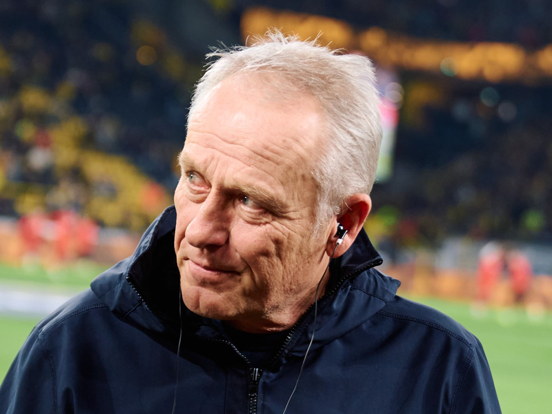 Freiburgs Trainer Christian Streich erhebt die Stimme gegen rechte Parteien wie die AfD. - Foto: Bernd Thissen/dpa