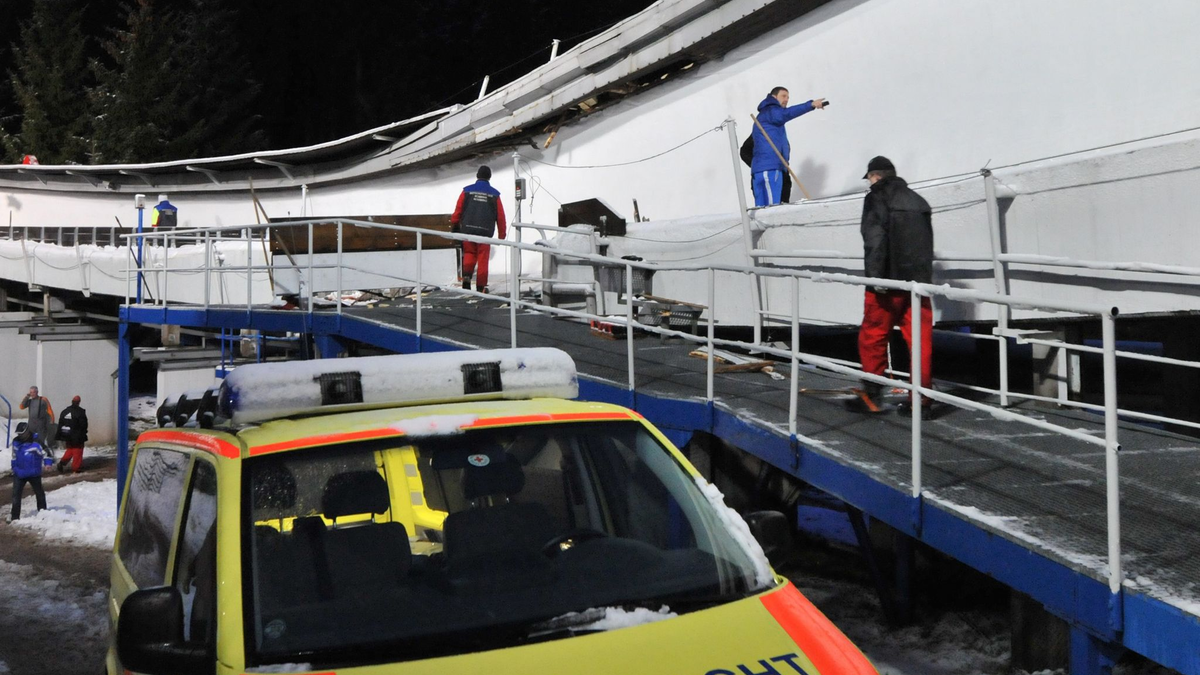 Auf der Bobbahn in Altenberg hat es wieder zwei schwere Stürze gegeben. - Foto: Egbert Kamprath/dpa