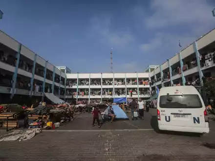 Eine von UNRWA betriebene Schule in Chan Junis, in der im Oktober 2023 zahlreiche Palästinenser Schutz suchten. - Foto: Mohammed Talatene/dpa