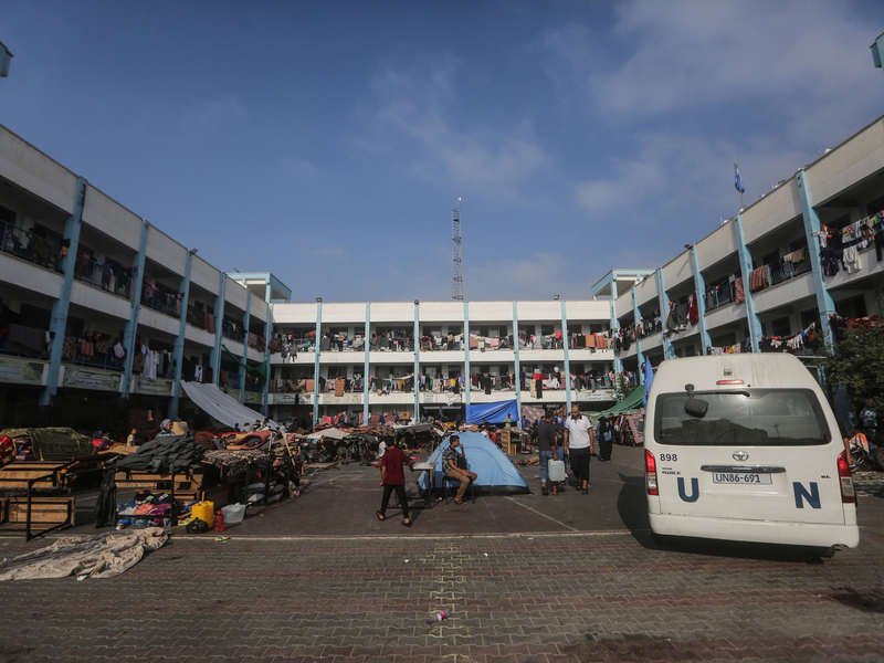 Eine von UNRWA betriebene Schule in Chan Junis, in der im Oktober 2023 zahlreiche Palästinenser Schutz suchten. - Foto: Mohammed Talatene/dpa