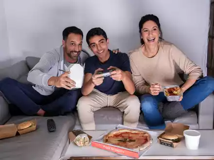 Essen bestellen: Wohin mit dem Verpackungsabfall? / Richtige Mülltrennung schont Ressourcen und Klima - Foto: presseportal.de