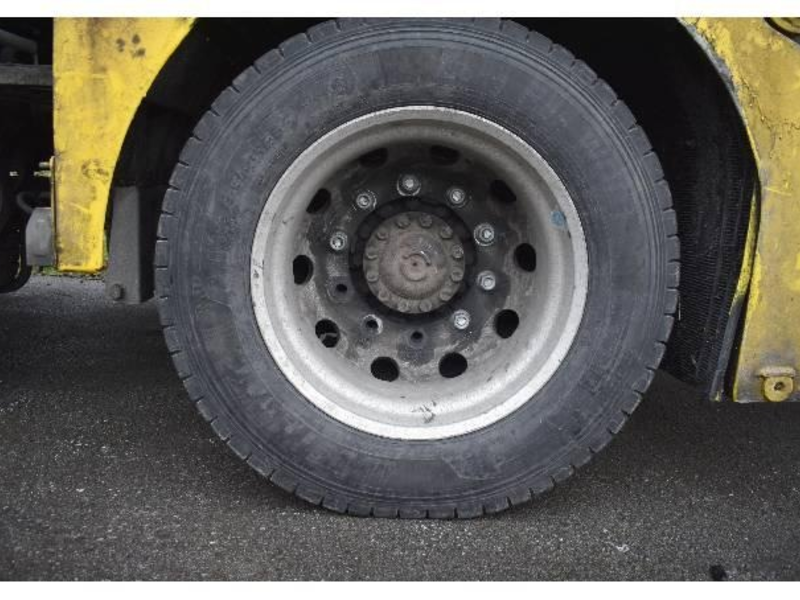 POL-OS: Bissendorf/BAB 30: Gliederzug verliert Reifen und wird von Polizei aus dem Verkehr gezogen - Foto: presseportal.de