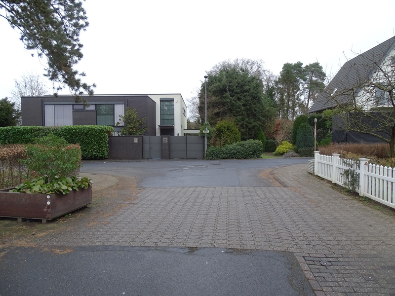 POL-RBK: Bergisch Gladbach - Pkw touchiert fahrradfahrendes Kind - Verkehrskommissariat sucht Zeugen - Foto: presseportal.de