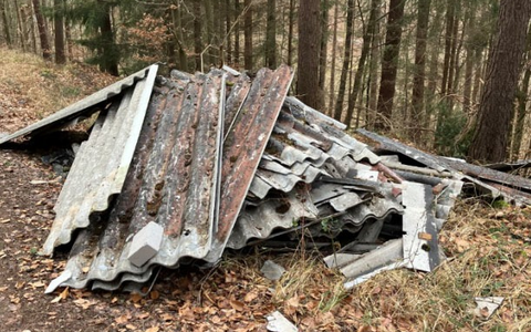 POL-OH: Illegale Müllentsorgung - Foto: presseportal.de