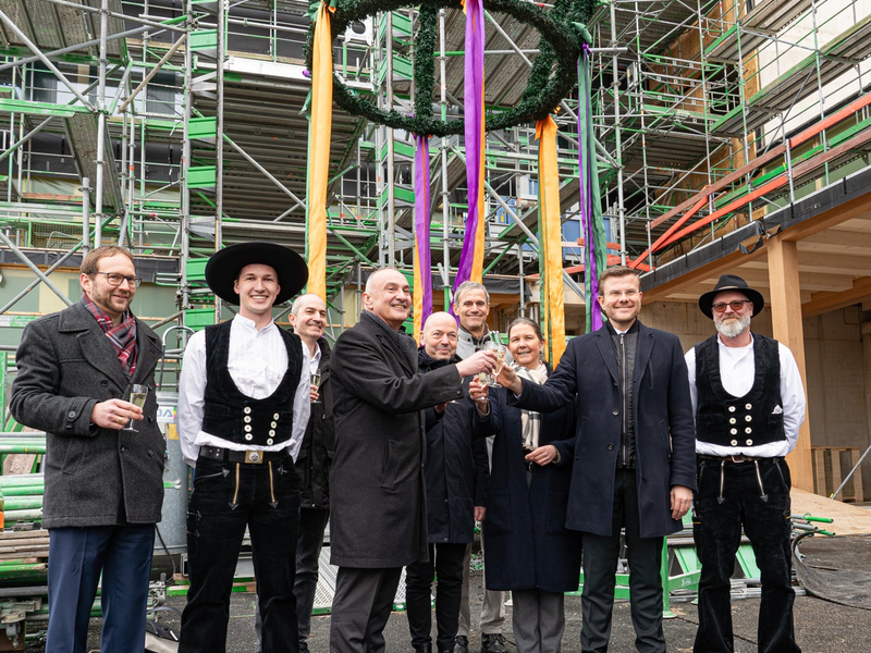 Holzhochhaus am Nordwestring: UmweltHaus feiert Richtfest - Foto: presseportal.de