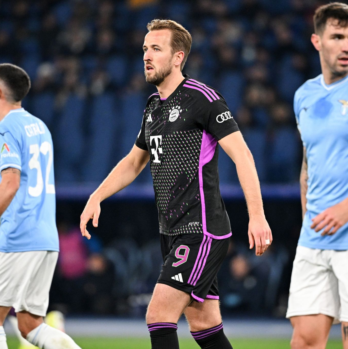 Harry Kane und die Bayern kassierten in Rom eine Niederlage. - Foto: Sven Hoppe/dpa