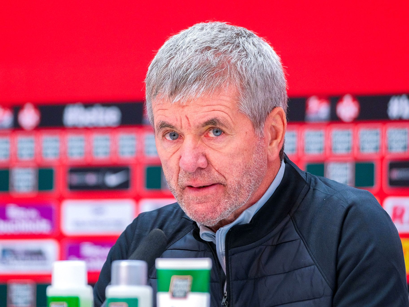 Für Friedhelm Funkel sei es ein Ziel, in den nächsten Spielen den Schulterschluss mit den Fans zu verstärken. - Foto: Werner Schmitt/dpa