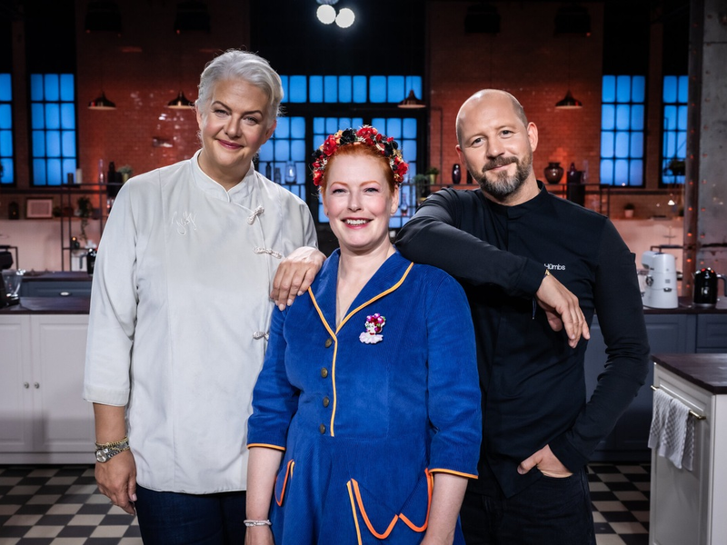 Bettina Schliephake-Burchardt Enie van de Meiklokjes Christian Hümbs Das große Promibacken - Foto: SAT.1/Claudius Pflug, presseportal.de