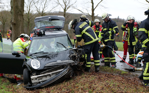 FW-DO: Schwerer Verkehrsunfall in Holzen - Foto: presseportal.de