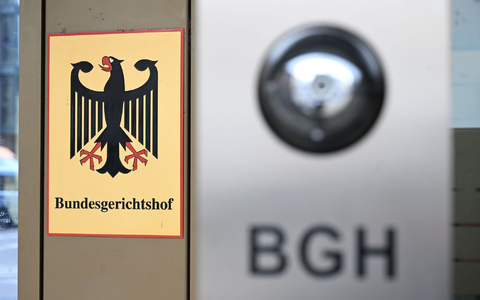 Vor dem Bundesgerichtshof (BGH) wurde über das Urteil des Landgerichts Frankfurt am Main gegen einen ehemaligen Jugend-Fußballtrainer verhandelt. - Foto: Uli Deck/dpa