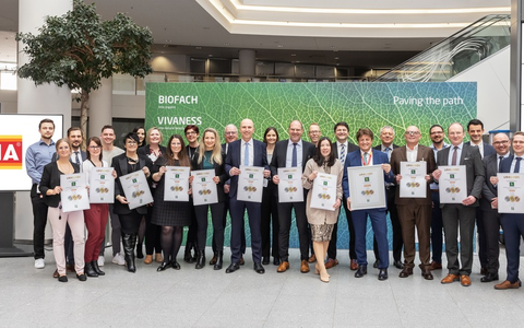NORMA erhält 224 DLG-Auszeichnungen auf der BIOFACH 2024 und wird erneut bester Bio-Händler Deutschlands / Mit BIO SONNE zum 15. Mal Gesamtsieger - Foto: presseportal.de