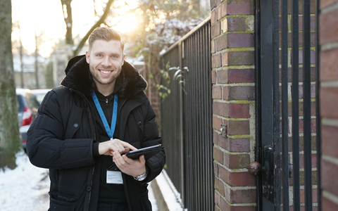 100 Neukunden im Monat mit Door-to-Door - Fabian Durek von der SHRS Consulting GmbH verrät, ob das realistisch ist - Foto: presseportal.de