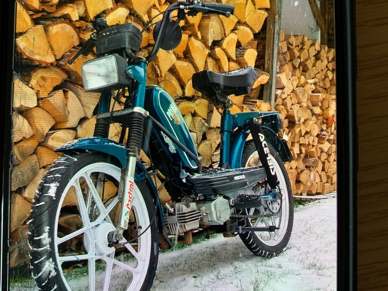 POL-HR: Schwalmstadt - Mofa vor Schule gestohlen - Foto: presseportal.de