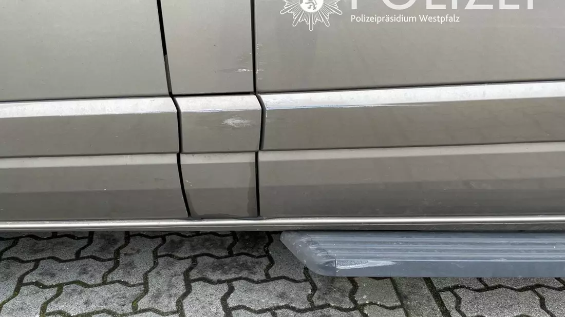 POL-PPWP: Unerlaubt von Unfallstelle entfernt - Bild: presseportal.de