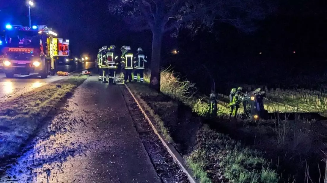 POL-STD: Musterbeispiel für Zivilcourage - Passanten verhindern Handtaschendiebstahl in Horneburg, 23-jährige Autofahrerin bei Unfall schwer verletzt - Bild: presseportal.de