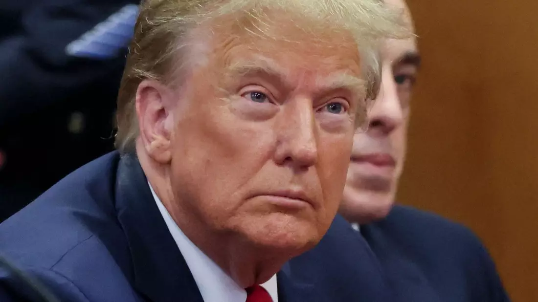 Donald Trump muss eine hohe Strafe zahlen. - Bild: Brendan McDermid/POOL Reuters/AP/dpa