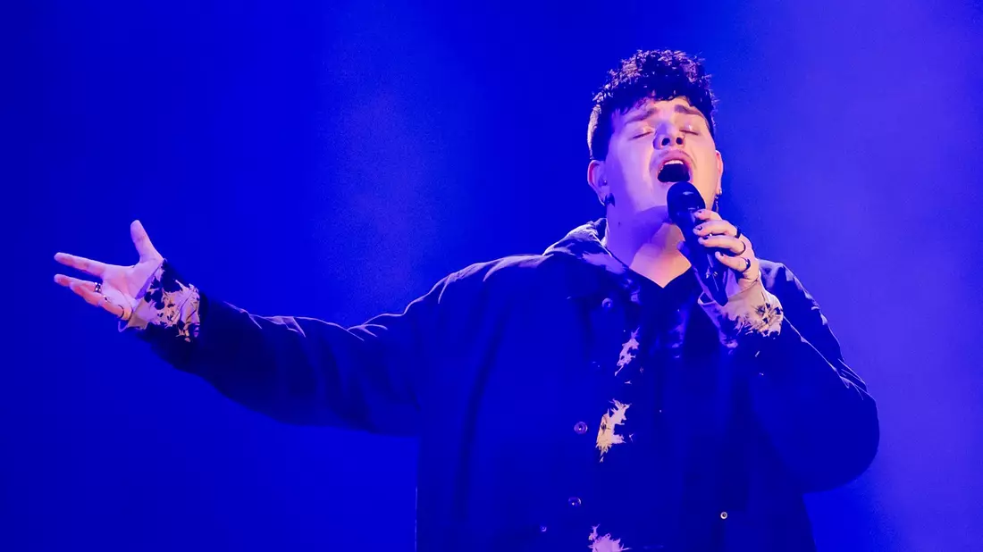 Isaak überzeugte mit dem Song «Always On The Run». - Bild: Christoph Soeder/dpa