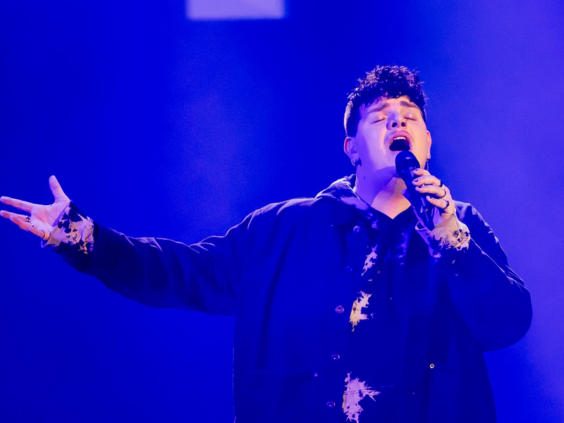 Isaak überzeugte mit dem Song «Always On The Run». - Foto: Christoph Soeder/dpa