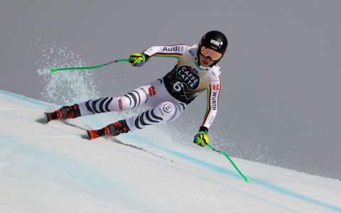 Kam bei der Abfahrt in Crans Montana nur auf Rang 18: Kira Weidle. - Foto: Giovanni Maria Pizzato/AP/dpa Kam bei der Abfahrt in Crans Montana nur auf Rang 18: Kira Weidle. - Foto: Giovanni Maria Pizzato/AP/dpa