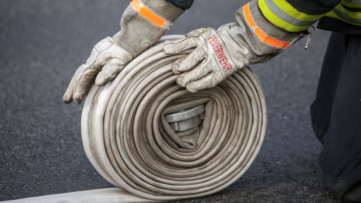 Im schleswig-holsteinischen Ostseebad Schönberg ist bei einem Brand eine Frau ums Leben gekommen. (Symbolbild) - Foto: picture alliance / dpa