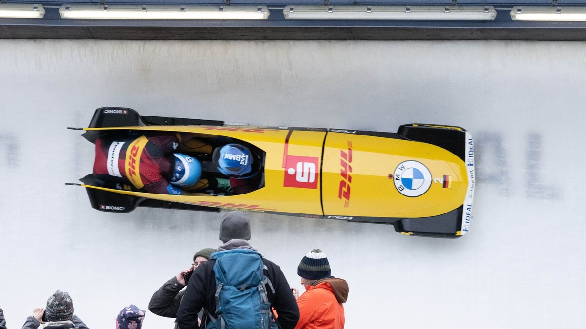 Francesco Friedrich und Thorsten Margis auf der Bahn. - Foto: Sebastian Kahnert/dpa