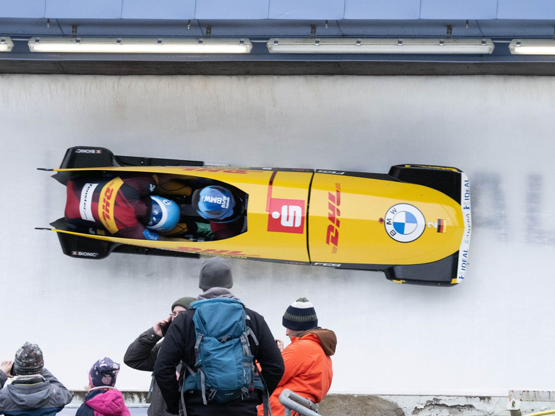 Francesco Friedrich und Thorsten Margis auf der Bahn. - Foto: Sebastian Kahnert/dpa