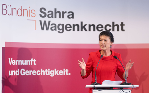 «Dieser kriegsbesoffene Antrag bedeutet eine neue Eskalationsstufe und eine wirkliche Gefahr für unser Land», sagt Sahra Wagenknecht. - Foto: Lukas Barth/dpa