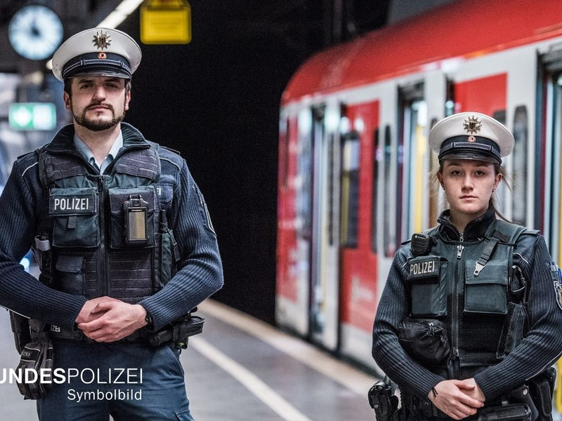 Bundespolizeidirektion München: Bei couragiertem Einschreiten angegriffen - 14-Jähriger von Unbekanntem attackiert - Foto: presseportal.de