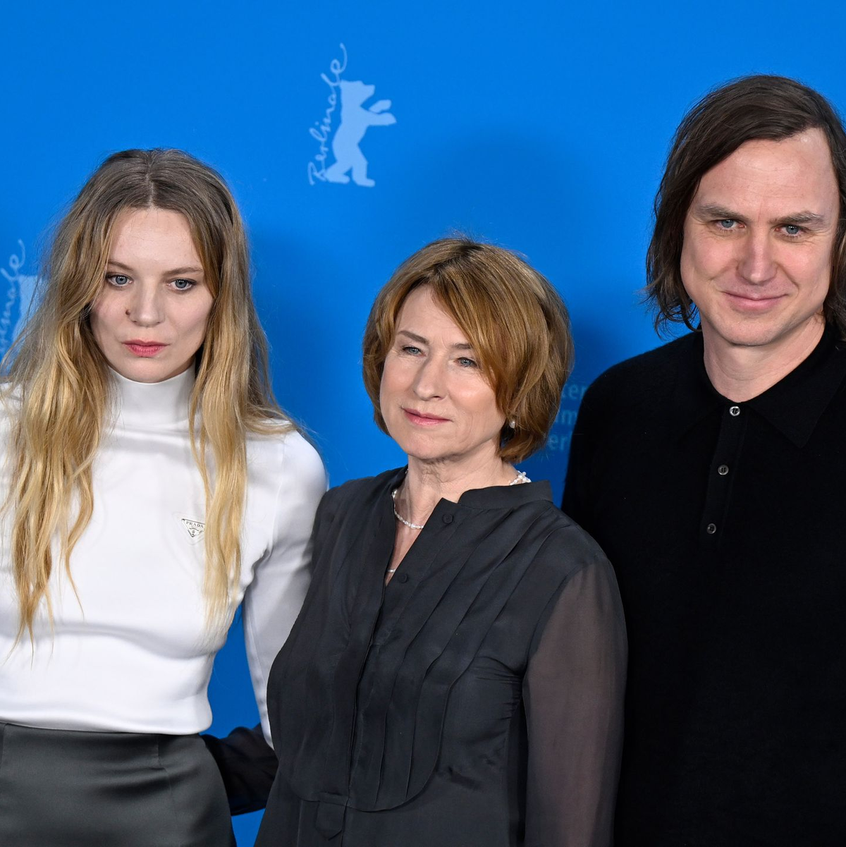 Lilith Stangenberg, Corinna Harfouch und Lars Eidinger sind zusammen im Film «Sterben» von Regisseur Matthias Glasner zu sehen. - Foto: Monika Skolimowska/dpa