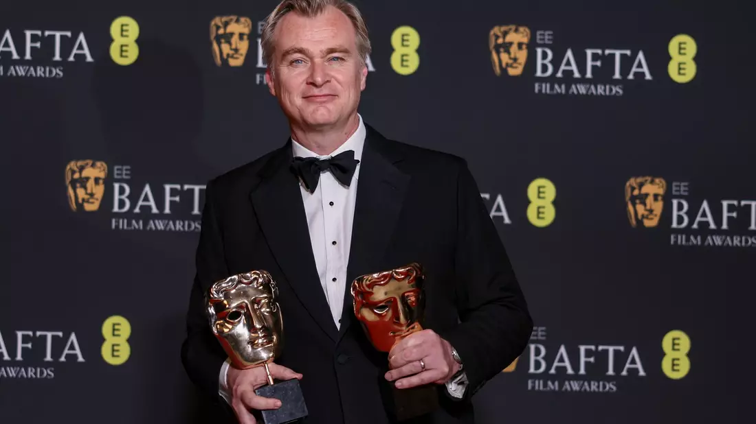 Regisseur Christopher Nolan durfte sich über zwei Baftas für «Oppenheimer» freuen. - Bild: Vianney Le Caer/Invision/AP