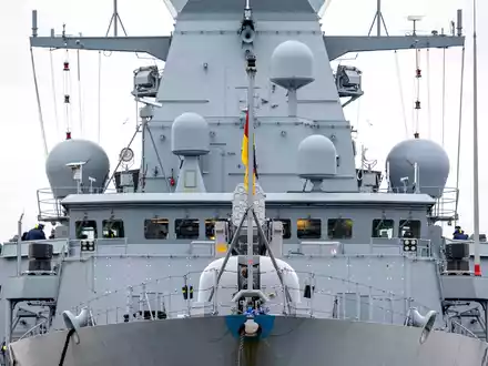 Deutschland will sich an dem Marineeinsatz im Roten Meer mit der Fregatte «Hessen» beteiligen. - Foto: Sina Schuldt/dpa