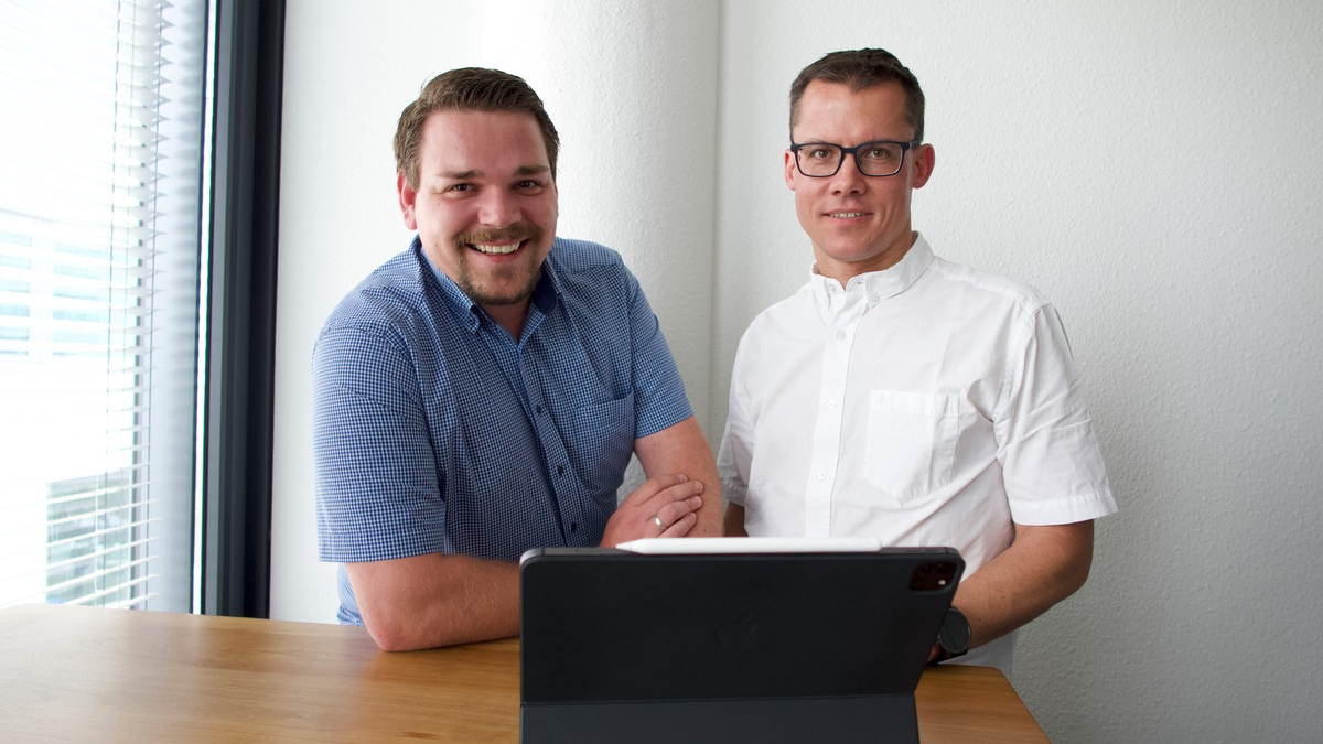 Dieter Sartorius & Markus Fruwert: Mit ean50 zu minimalen Energiekosten - Foto: presseportal.de