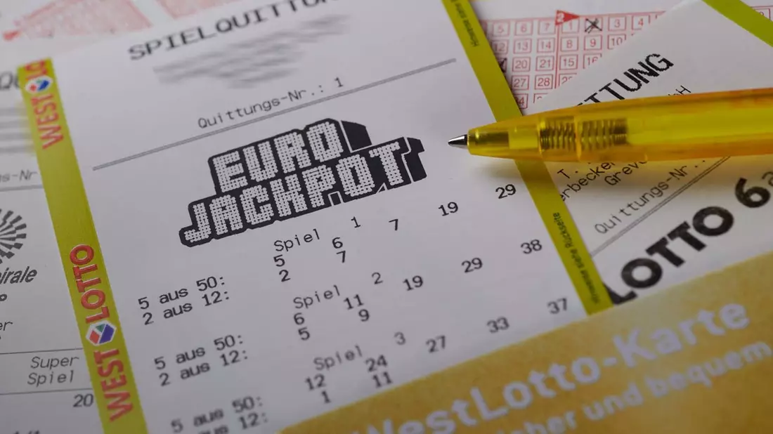 NRW-Millionäre aus den Kreisen Gütersloh und Soest / Treffer bei Eurojackpot und LOTTO 6aus49 - Bild: presseportal.de