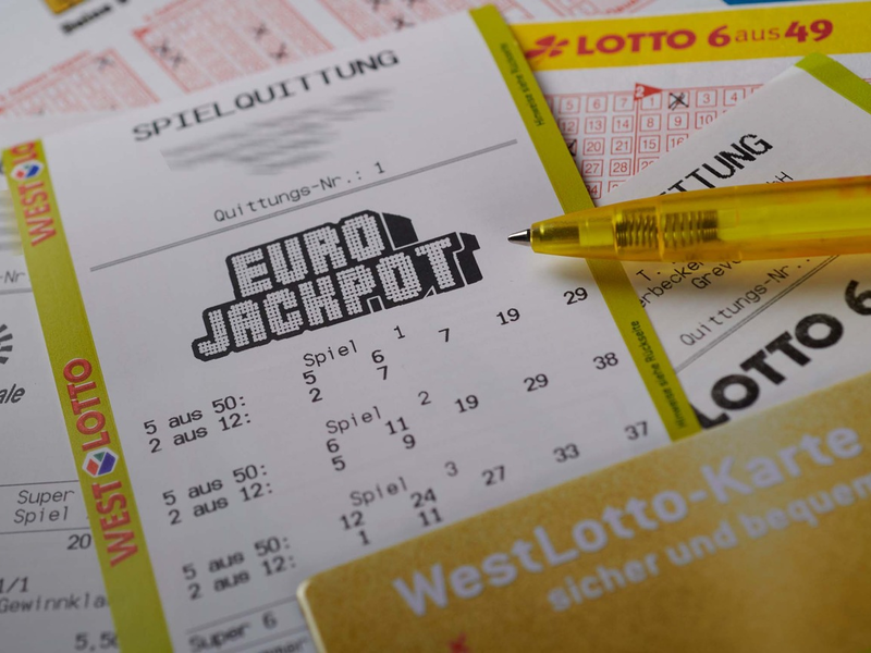 NRW-Millionäre aus den Kreisen Gütersloh und Soest / Treffer bei Eurojackpot und LOTTO 6aus49 - Foto: presseportal.de