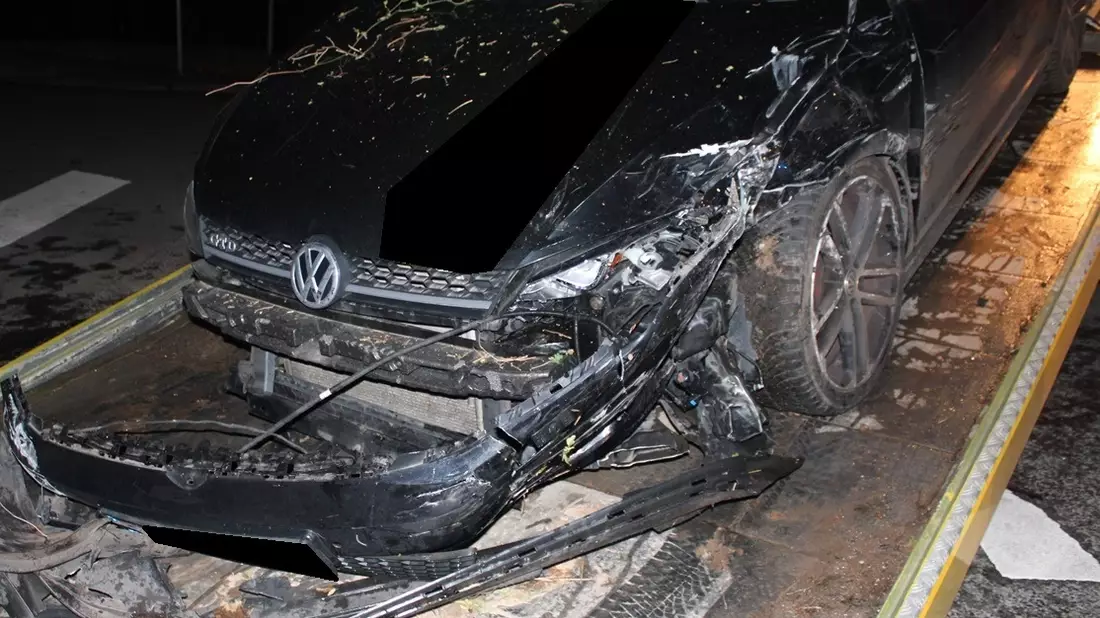 POL-MI: Zwei Verletzte nach Kreuzungsunfall - Bild: presseportal.de