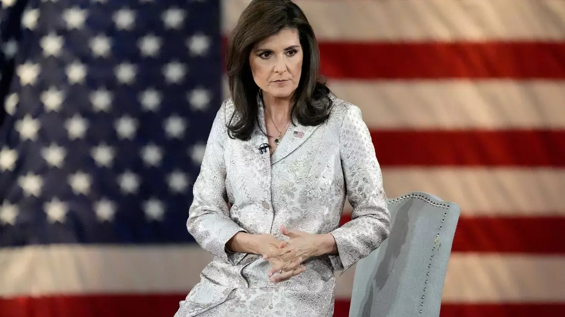 Die republikanische Bewerberin für die Präsidentschaftskandidatur, Nikki Haley. - Bild: Chris Carlson/AP