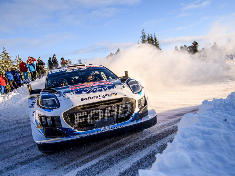 Sicheres Podestergebnis für Adrien Fourmaux/Alexandre Coria im Ford Puma Hybrid Rally1 bei der Rallye Schweden - Foto: presseportal.de