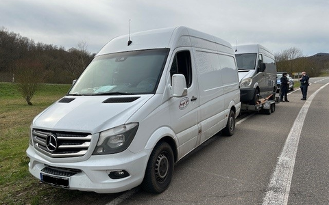 POL-PDLD: Mangelhafte Ladungssicherung kann teuer werden... - Foto: presseportal.de