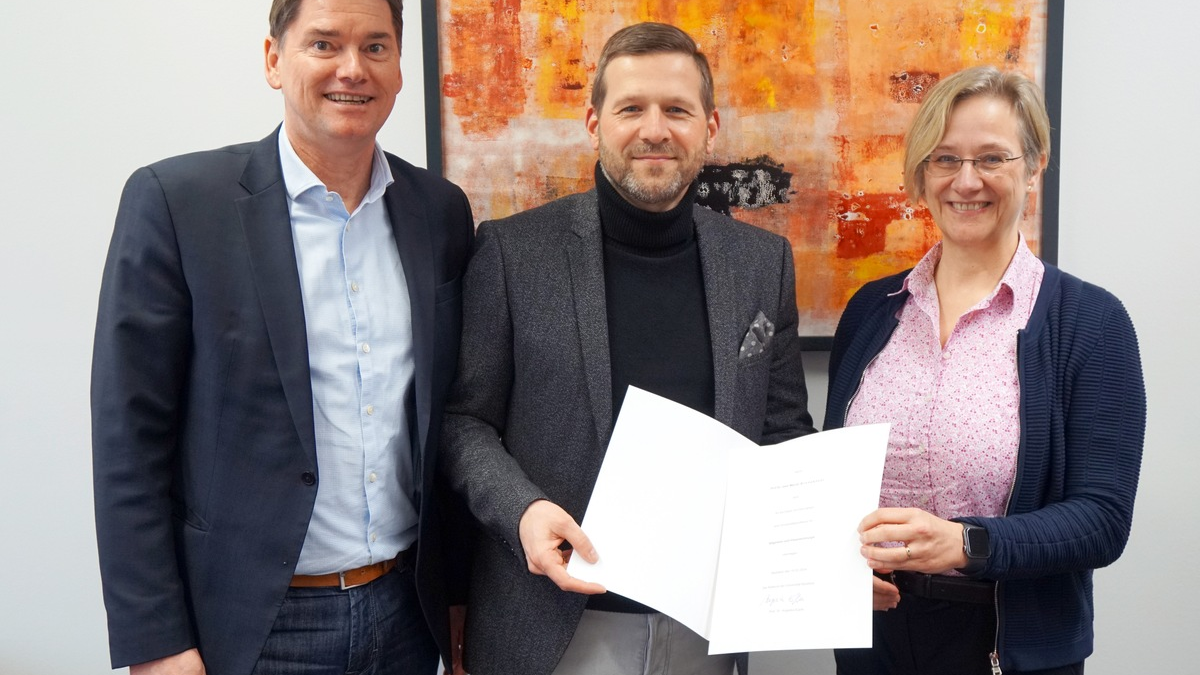 Prof. Dr. med. Marcel Binnebösel zum Universitätsprofessor an der Medizinischen Fakultät der Universitätsklinik OWL der Universität Bielefeld berufen - Foto: presseportal.de