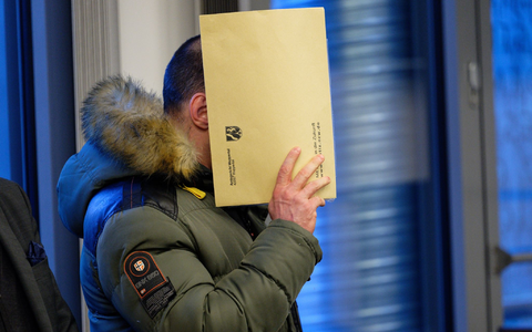 Der zweite Täter ist wegen des Säuranschlags auf Bernhard Günther zu einer langjährigen Haftstrafe verurteilt worden. - Foto: Henning Kaiser/dpa