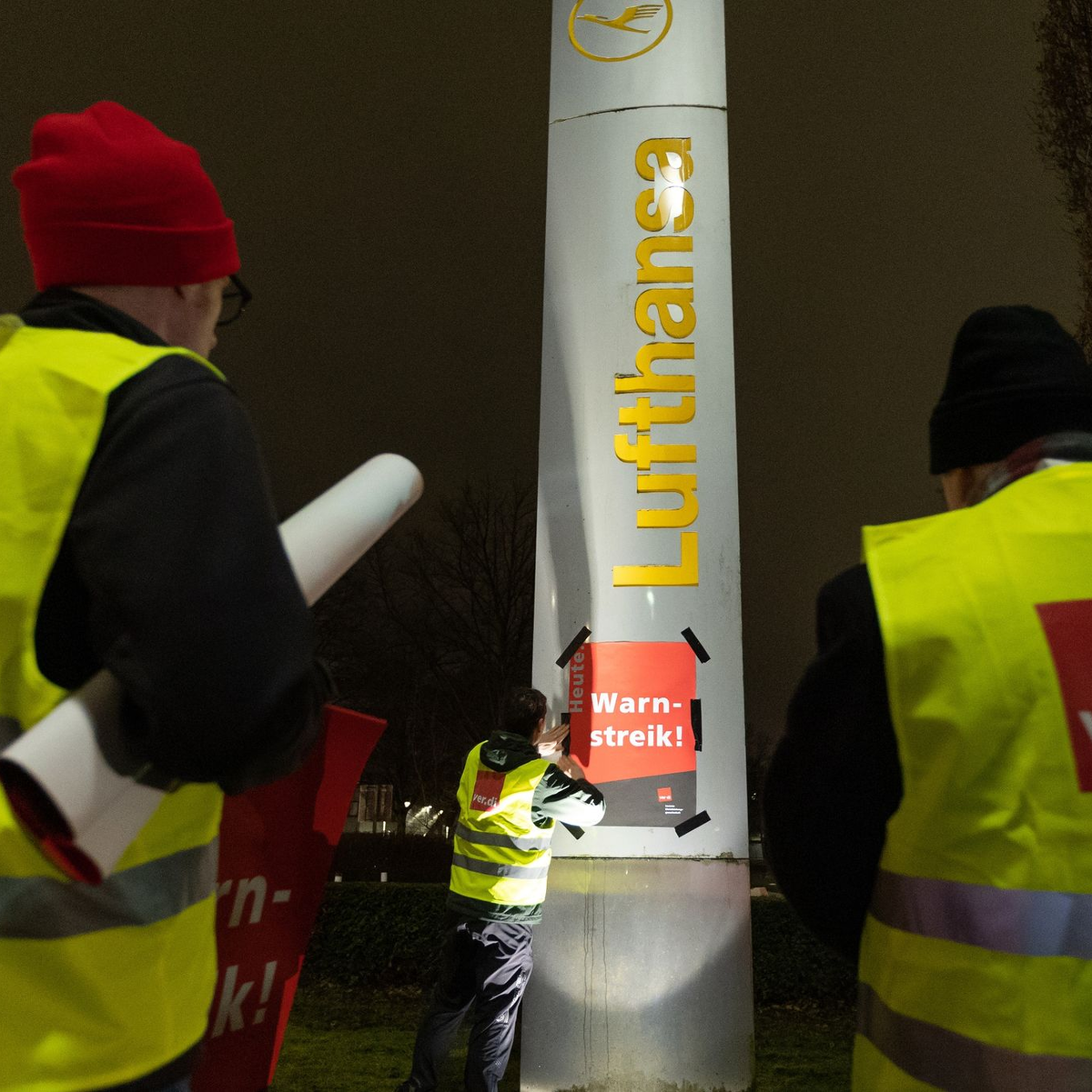 Verdi bezeichnete die zweite Warnstreikwelle als notwendig, weil die Lufthansa in der vorangegangenen Verhandlung keine Anstalten gemacht habe, ihr vorliegendes Angebot nachzubessern. - Foto: Bodo Marks/dpa