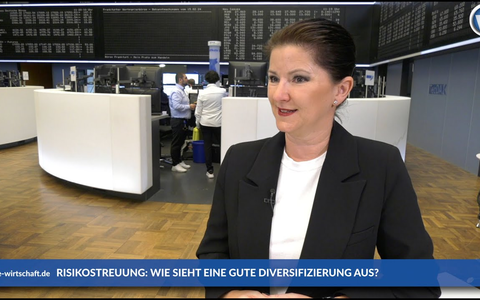 Jessica Schwarzer: Risikostreuung - mit einem MCSI World macht man sicher nichts falsch, aber... - Foto: inside-wirtschaft.de Jessica Schwarzer: Risikostreuung - mit einem MCSI World macht man sicher nichts falsch, aber... - Foto: inside-wirtschaft.de