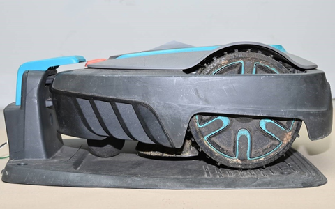 POL-PB: Besitzer eines Mähroboters gesucht - Foto: presseportal.de