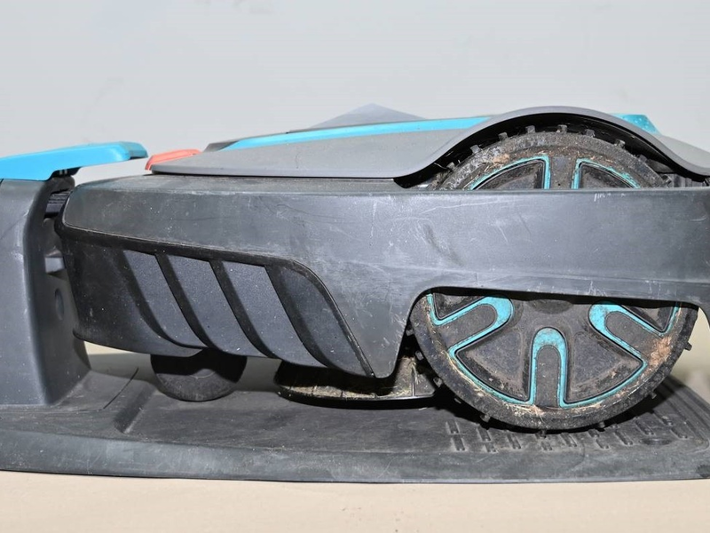 POL-PB: Besitzer eines Mähroboters gesucht - Foto: presseportal.de