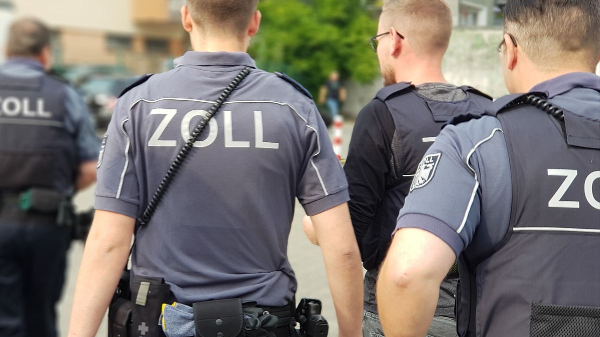 HZA-DU: Bundesweite Schwerpunktprüfung des Zolls führte zum Ermittlungsverfahren - Gemeinsame Pressemitteilung der Staatsanwaltschaft Kleve und des Hauptzollamts Duisburg - Foto: presseportal.de