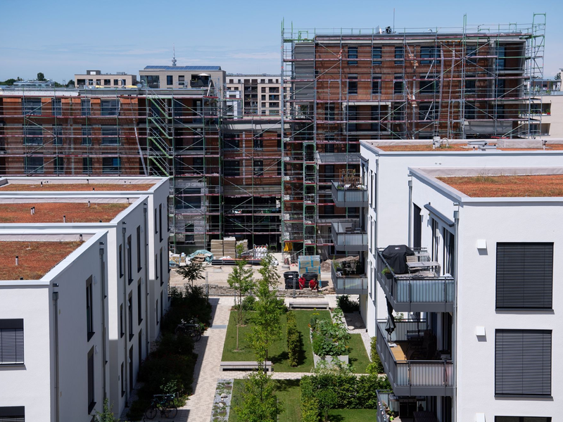 2023 Jahr wurden in neu zu errichtenden Wohngebäuden insgesamt 214.100 Wohnungen genehmigt - rund 30 Prozent weniger als im Vorjahr. - Foto: Sven Hoppe/dpa
